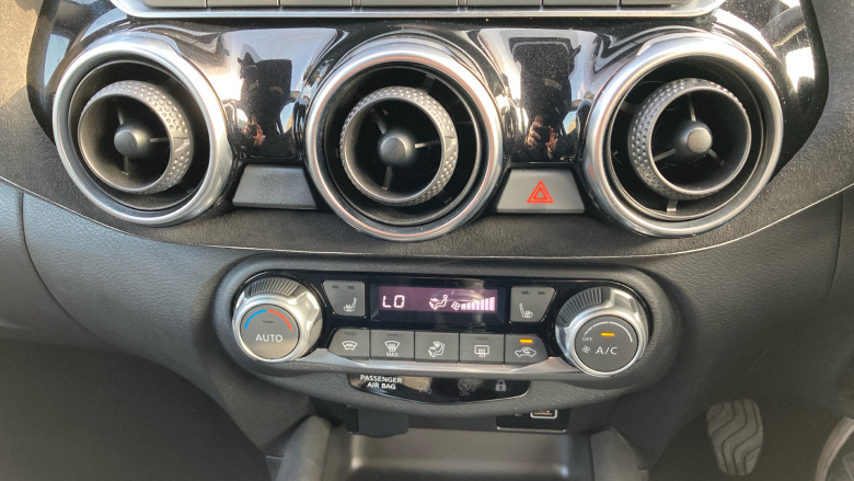 Nissan Juke 1.0 DiG-T 114 Tekna+ 5dr Petrol Hatchback